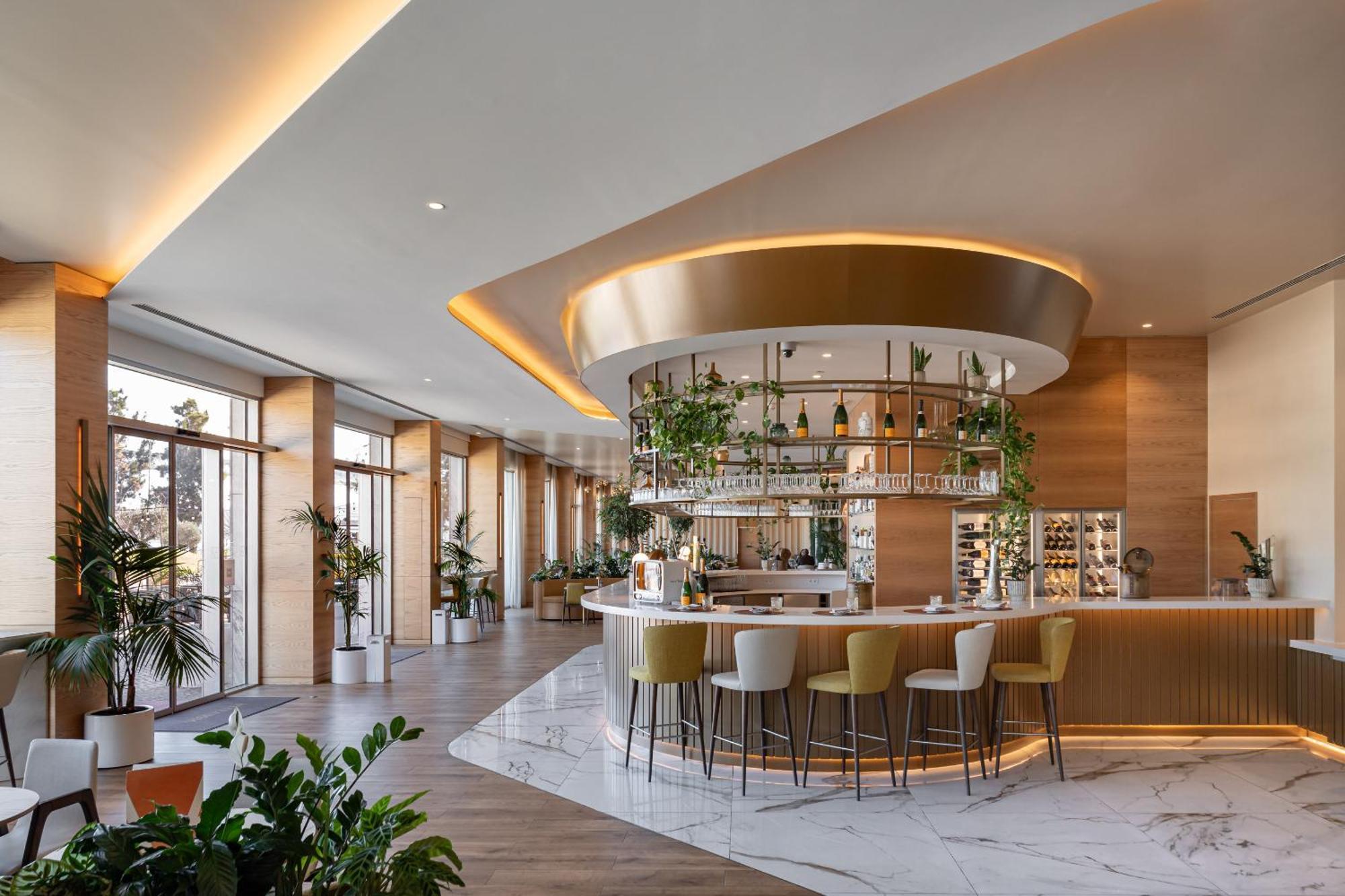Hyatt Regency Hotel 5*